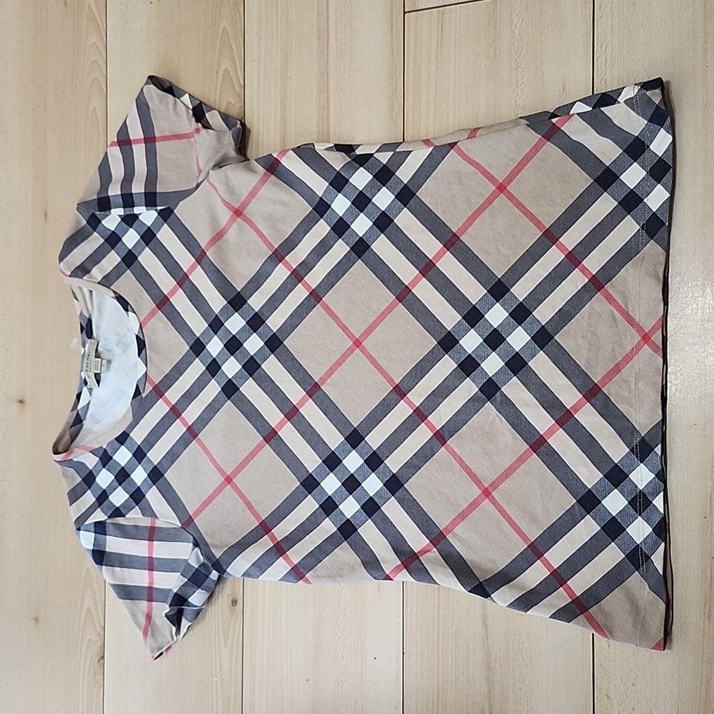 Burberry top